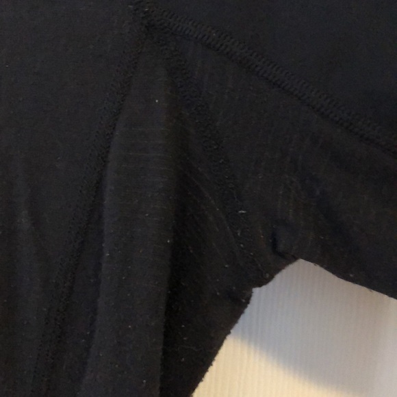 Lululemon tee - Picture 3 of 3